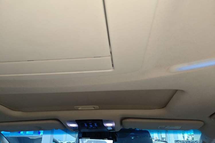 Used Toyota Alphard 2020 Dual-Engine 2.5L Luxury Edition
