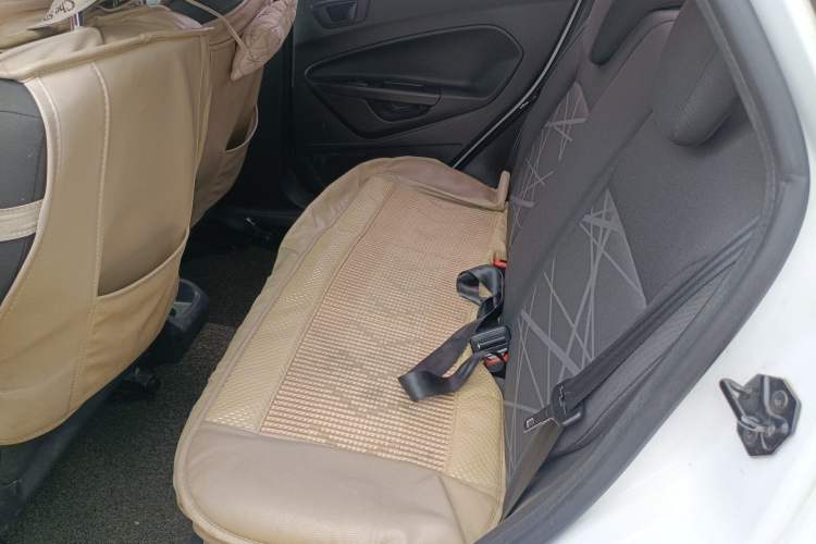 Used Ford Fiesta 2013 Sedan 1.5L Manual Fashion Edition Left Rear Seat