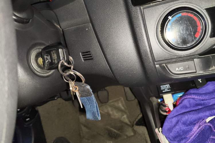 Used Honda Fit 2014 1.5L LX Manual Comfort Model