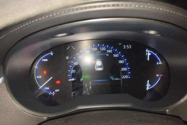 Used Toyota IZOA 2021 Dual-Motor 2.0L Yixiang Edition