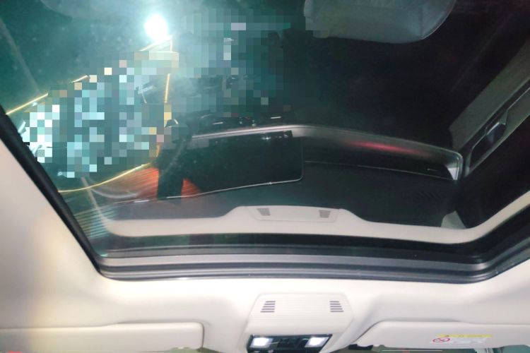 Used Volkswagen Tavendor 2023 380TSI Four-Wheel Drive R-Line First Edition Headliner