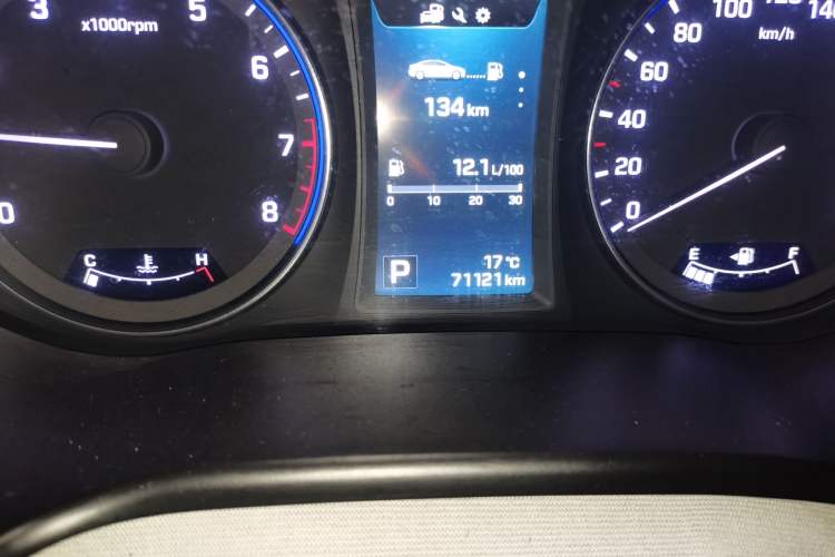 Used Hyundai Mistra 2014 1.8L Automatic Deluxe DLX Model
