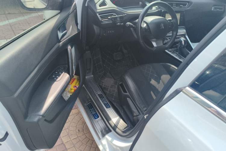 Used Peugeot 308 2016 230THP Automatic Luxury Edition
