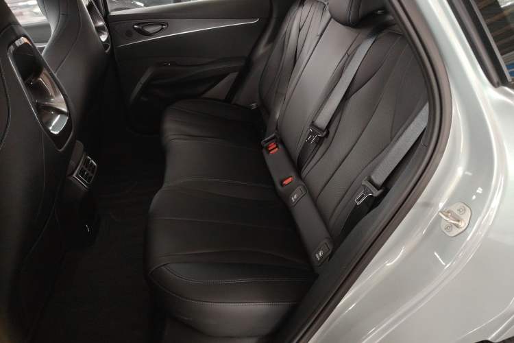 Used BYD Seal 06 New Energy 2025 DM-i Smart Drive 120KM Prestige Model