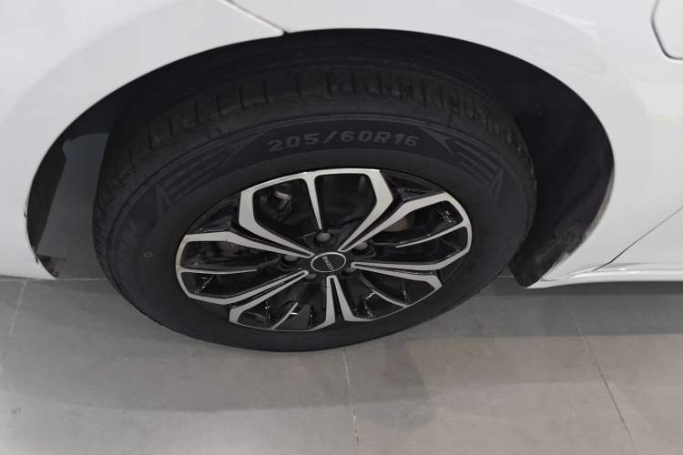 Used Roewe i6 MAX New Energy 2023 EV 420 Skyroof Special Edition