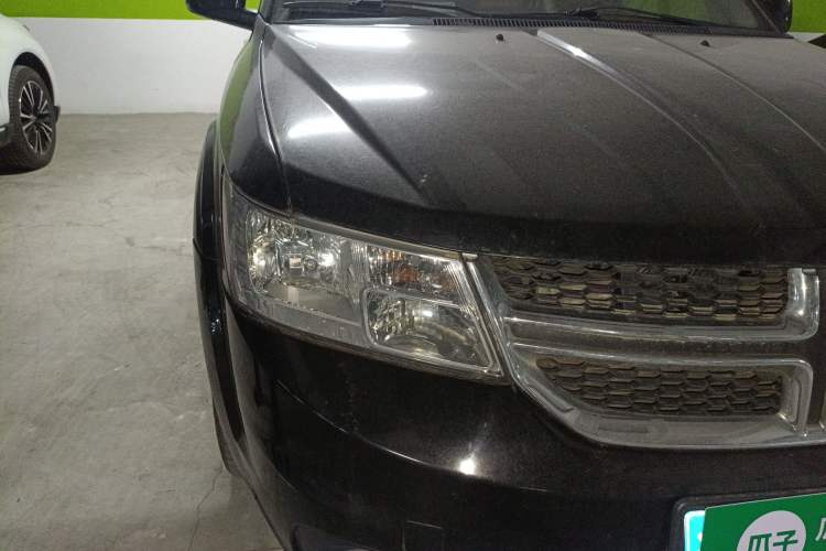 Used Dodge Journey 2013 2.4L Two-Wheel Drive Luxury Version