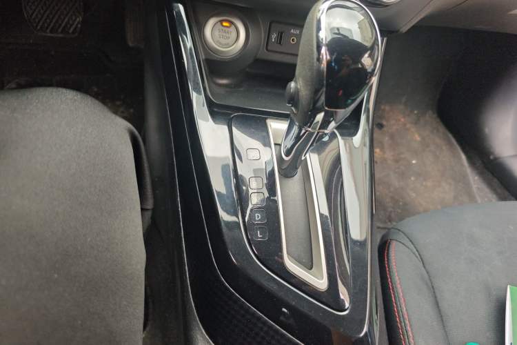 Used Nissan Lannia 2016 1.6L CVT Smart Cool Edition
