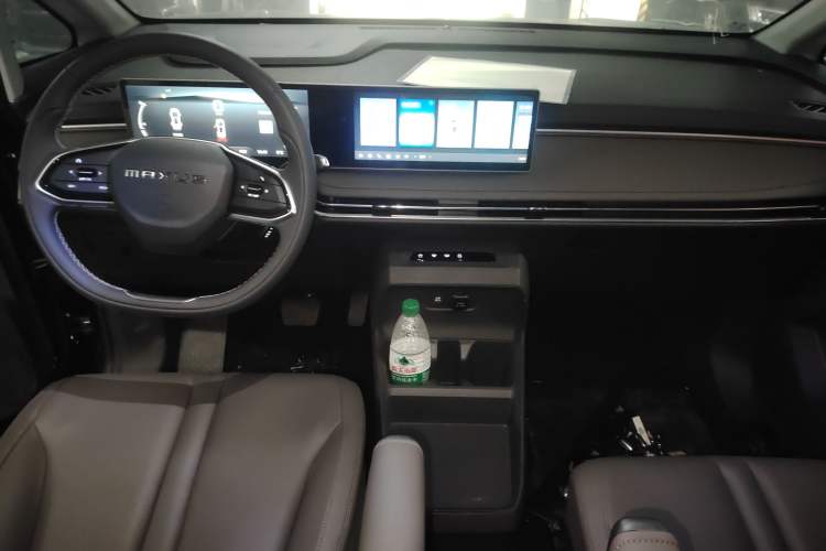 Used SAIC MAXUS Dajia 7 2024 Revised Version Super Hybrid Long-Range Edition Enjoyment Version
