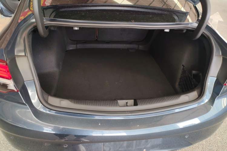 Used Buick Regal 2019 20T Elite Version China VI Standard Trunk