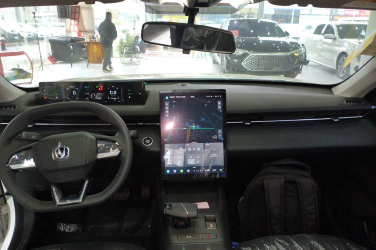 Used Changan Eado 2025 Blue Whale 1.5T 500Bar Prestige Model