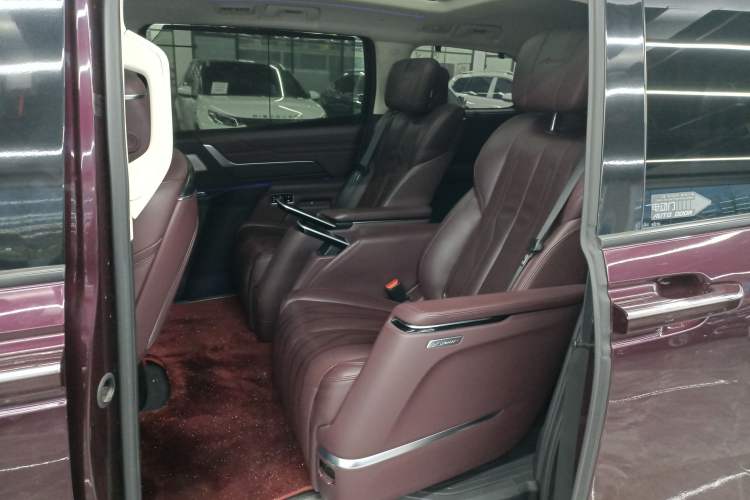 Used Buick Century 2023 2.0T Six-Seater Yinshi Edition