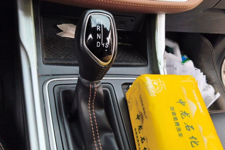 Used Geely Auto Vision X6 2018 1.4T CVT 4G Connected Luxury Version
