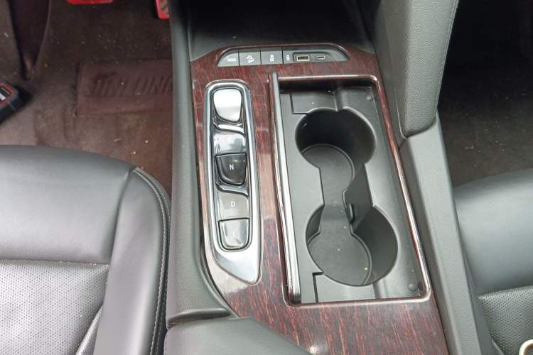 Used Buick Enclave 2020 28T Two-Wheel Drive Prestige Version
