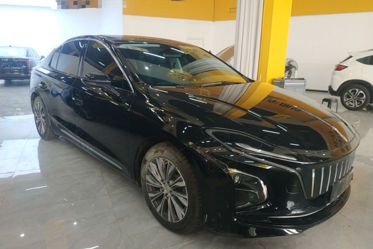 Used Hongqi E-QM5 2024 610 km PLUS
