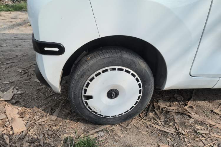 Used Chery QQ Ice Cream 2024 120km Milkshake
