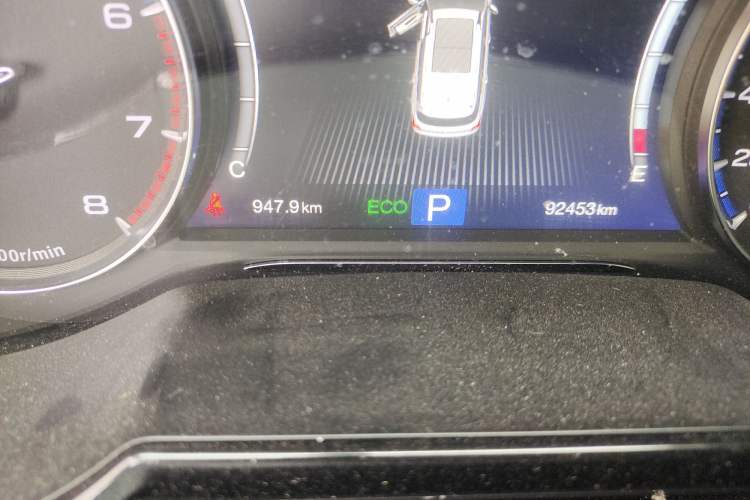 Used GAC Trumpchi GS8 2017 320T Two-Wheel Drive Luxury Smart Connectivity Version (7 Seats)