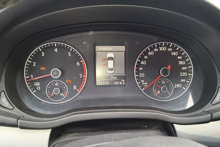 Used Volkswagen Passat 2014 1.8TSI DSG Prestige Navigation Edition Instrument Cluster