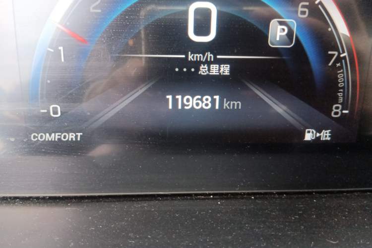 Used GAC Trumpchi M6 2023 PRO 270T DCT Elite Edition Odometer Close Up