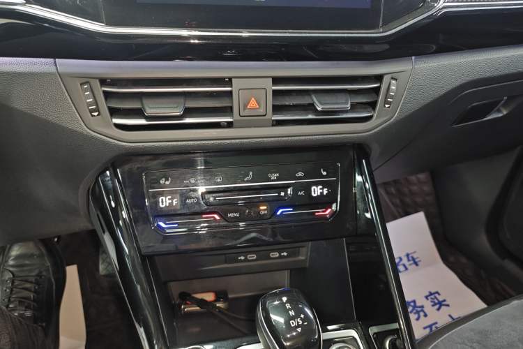 Used Volkswagen Tayron 2020 330TSI Two-Wheel Drive Luxury Connected Pro Edition
