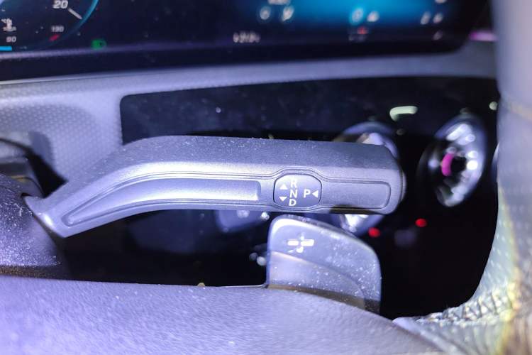 Used Mercedes-Benz A-Class 2022 Restyled A 200 L Sport Sedan Fashion Version Gear Lever
