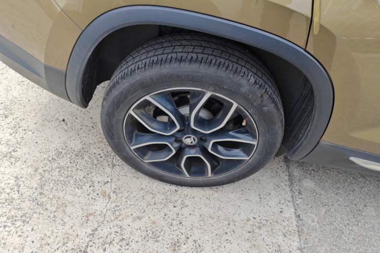 Used Skoda Kodiaq 2017 TSI330 7-Seater Two-Wheel-Drive Luxury Edition Exterior 5