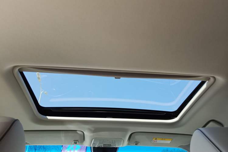 Used Buick GL8 2021 Land Cruiser Executive Class 652T Luxury Model Headliner