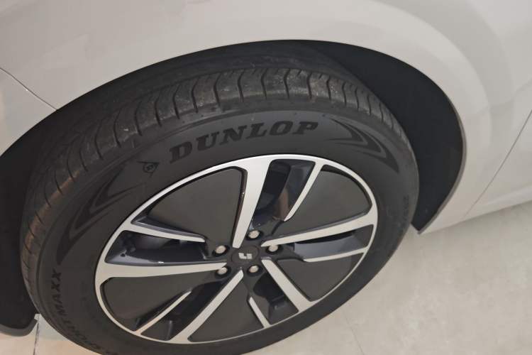 Used Li Auto L6 2024 Max Left Front Wheel Hub