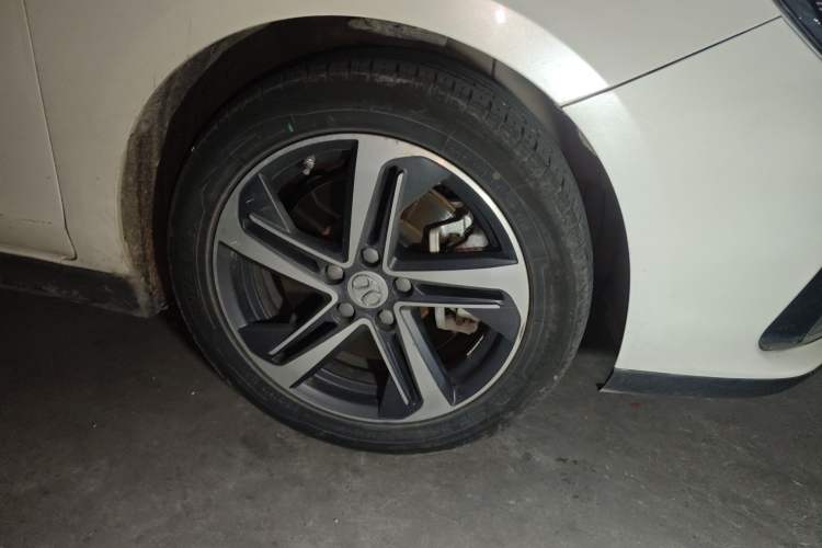Used BAIC Beijing EU5 2019 R500 Smart Wind Edition
