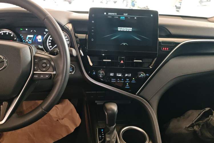 Used Toyota Camry 2021 2.0G Luxury Edition Audio And AC Panel