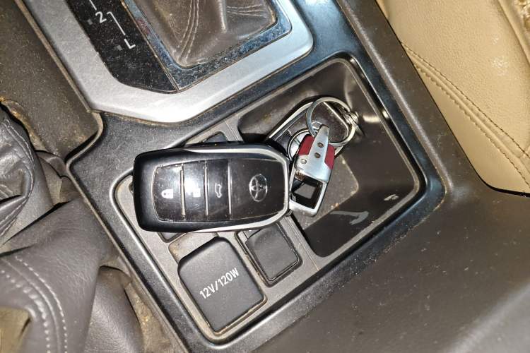 Used Toyota Prado 2015 2.7L Automatic Standard Edition
