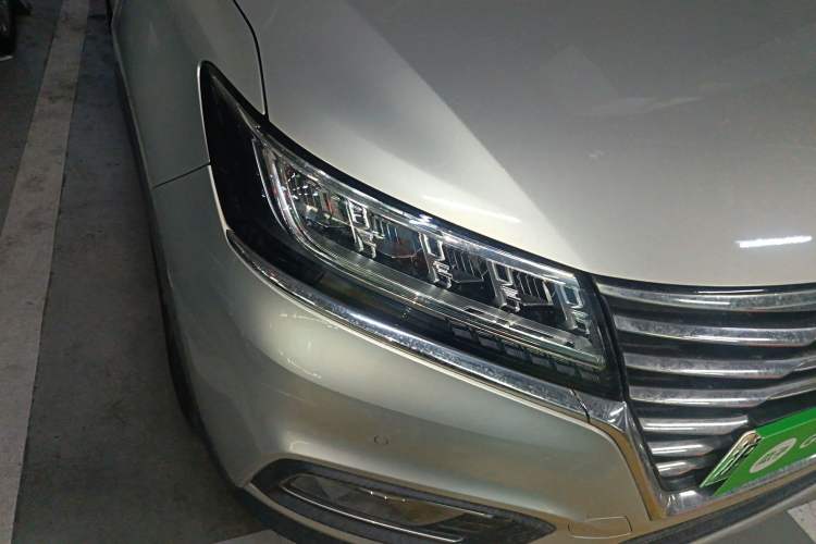 Used Roewe RX5 New Energy 2019 eRX5 50T Internet-Enhanced Flagship Edition Exterior 6