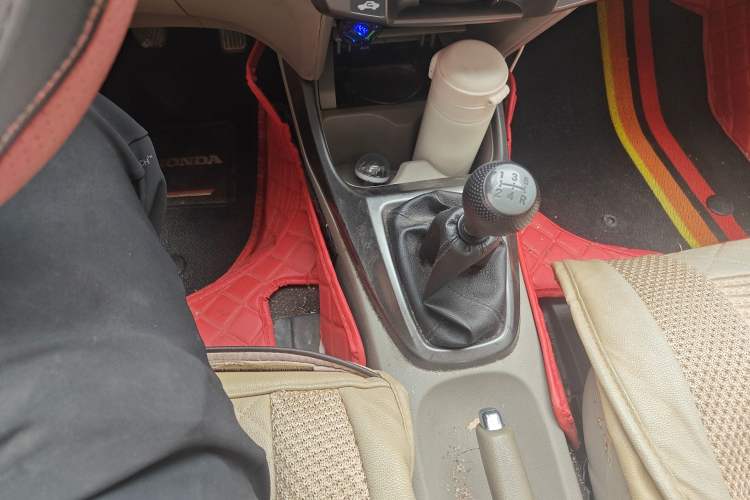 Used Honda City Classic 2012 1.5L manual Elite Edition Gear Lever