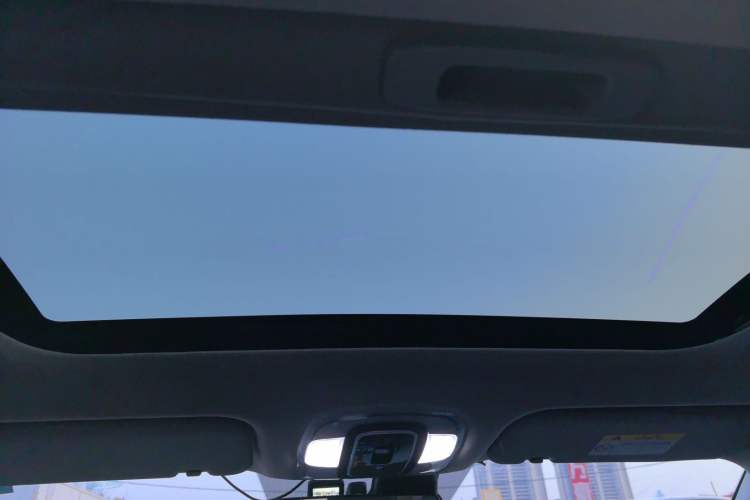 Used Hyundai Elantra 2021 1.5L CVT LUX Prestige Edition Headliner