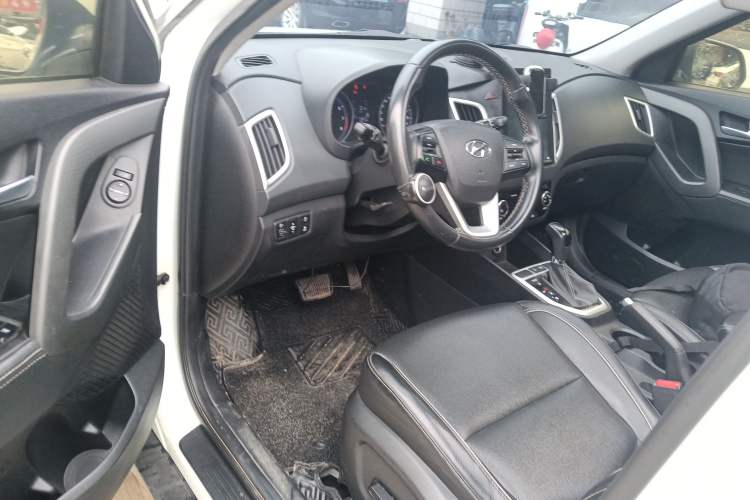 Used Hyundai ix25 2017 1.6L Automatic Smart Version
