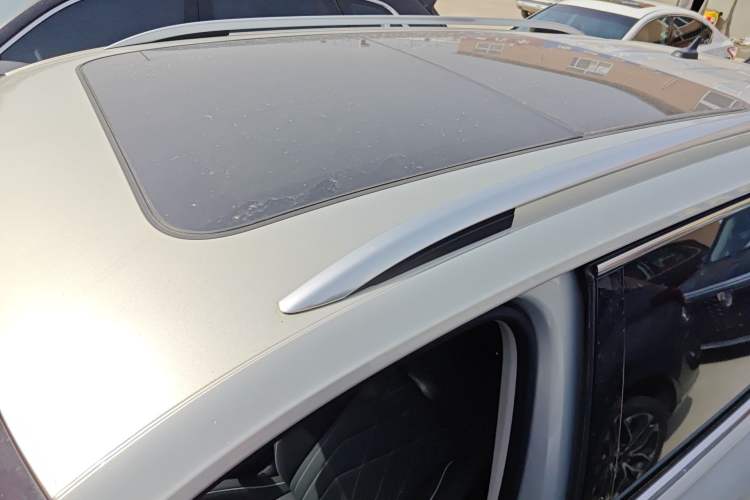 Used Volkswagen Tiguan L 2022 330TSI Automatic Two-Wheel Drive R-Line Enhanced Edition Roof