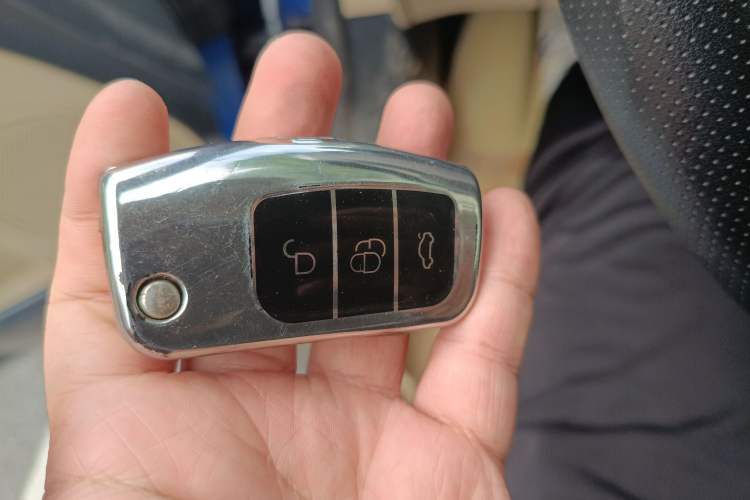 Used Ford Fiesta 2010 Hatchback 1.3L Manual Fashion Edition
