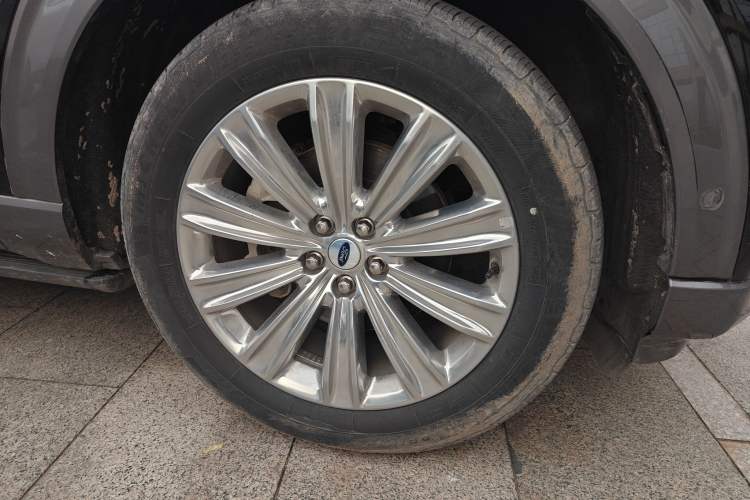 Used Ford Explorer 2020 EcoBoost 285 4x4 Titanium Edition 6 Seats