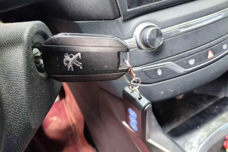 Used Peugeot 408 2016 1.6T Automatic Luxury Edition Vehicle Key