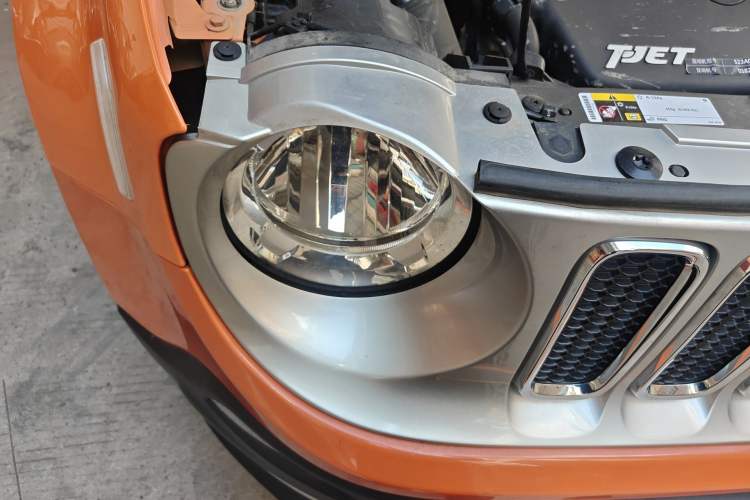 Used Jeep Renegade 2016 1.4T Automatic Smart Edition Right Front Headlight