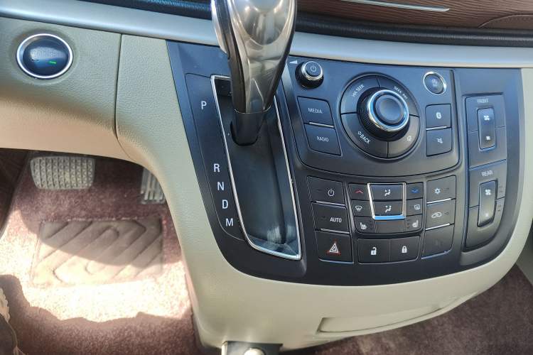 Used Buick GL8 2018 28T Prestige Version China VI Standard
