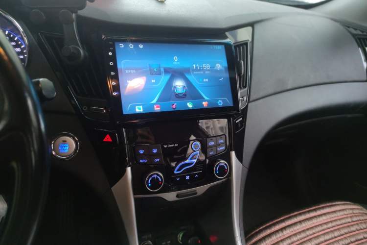 Used Hyundai Sonata 2014 2.4L Automatic Luxury Version China IV Standard