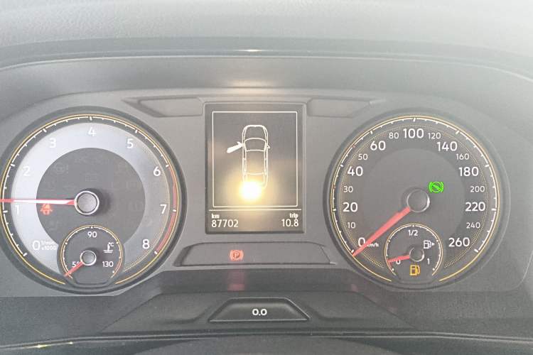 Used Volkswagen Lavida 2018 Hatchback 200TSI DSG Comfort Edition China V Standard Instrument Cluster