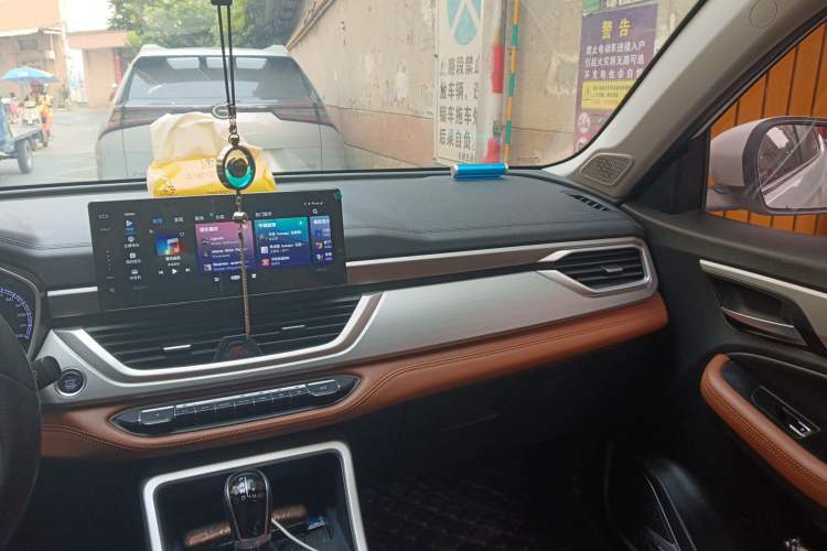 Used Geely Auto Vision X6 2020 1.4T CVT Luxury Edition Audio And AC Panel