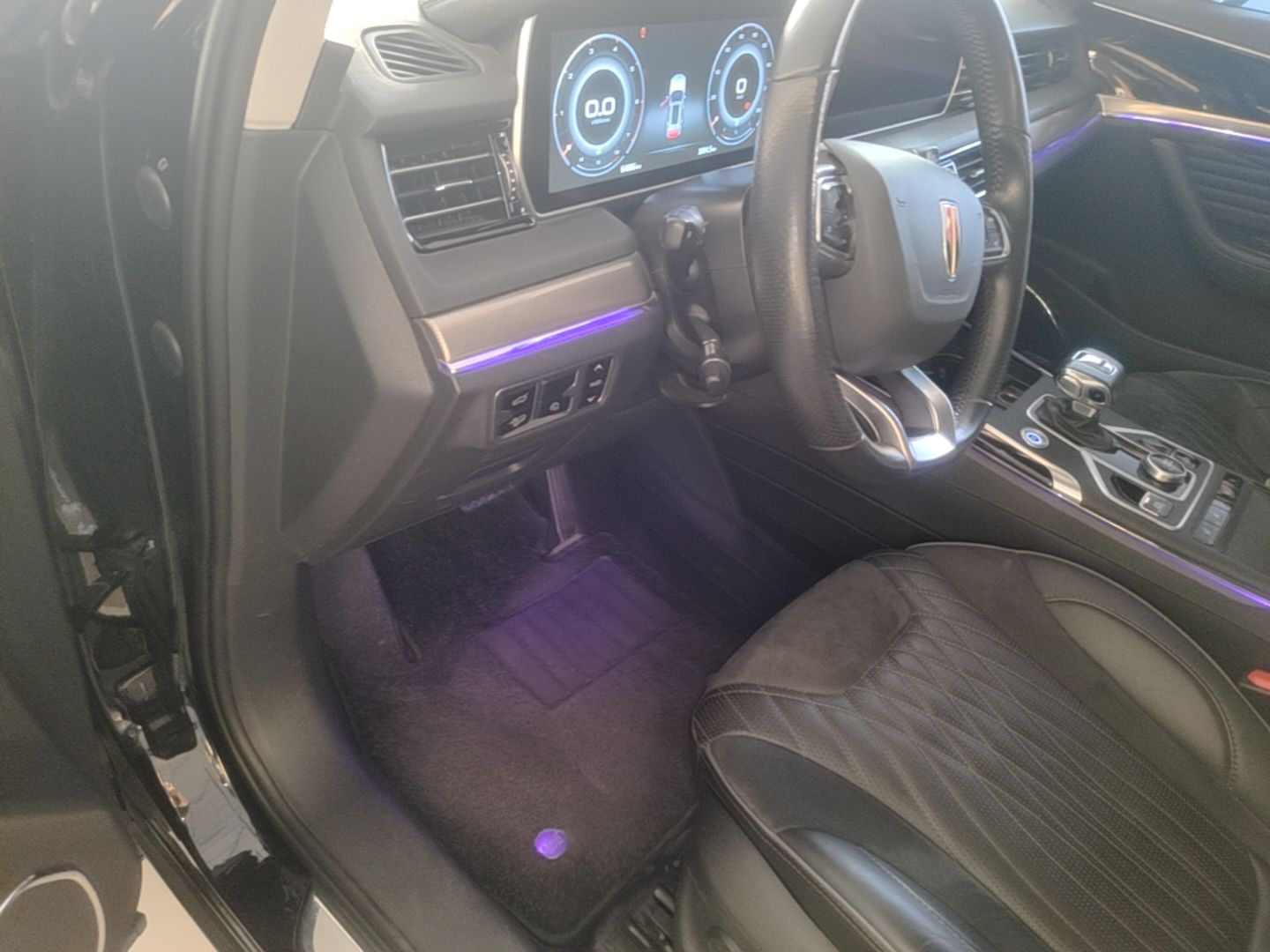 Hongqi HS5 2022 Revised Version 2.0T Smart Connect Flagship Edition — снимка 18
