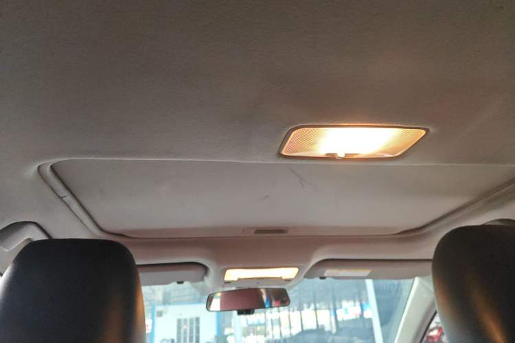 Used Toyota Levin 2017 Revised Dual-Engine 1.8H GS E-CVT Elite Sunroof Version China V Standard Headliner