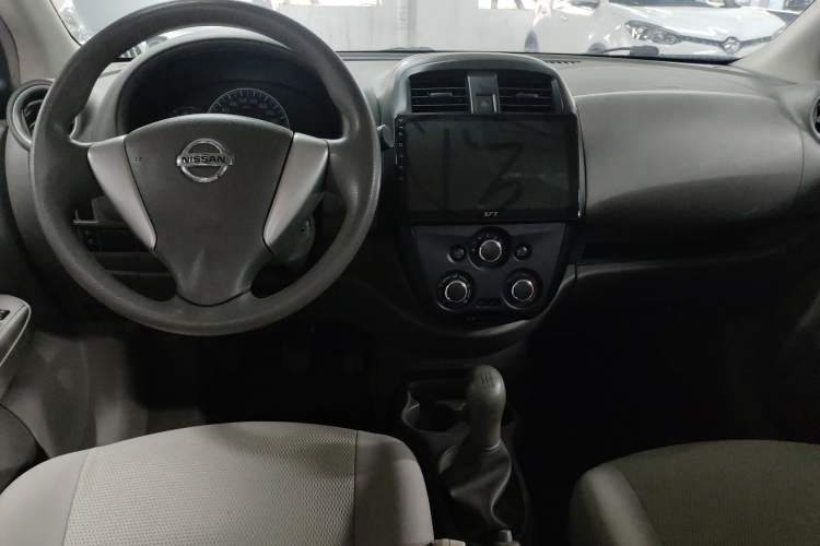 Used Nissan Sunny 2015 1.5XE Manual Comfort Edition
