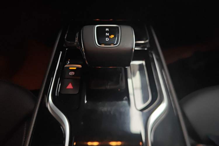 Used Hongqi E-QM5 2023 620km PLUS
