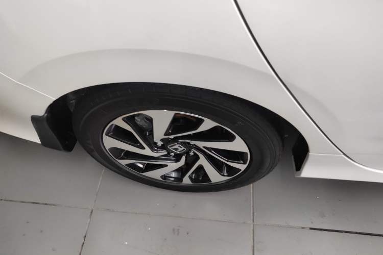 Used Honda Civic 2016 220TURBO CVT Luxury Edition