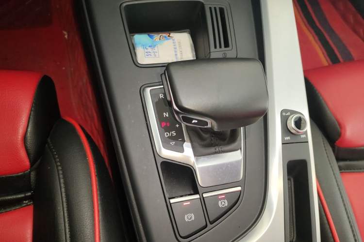 Used Audi A4L 2020 40 TFSI Fashion Dynamic Model
