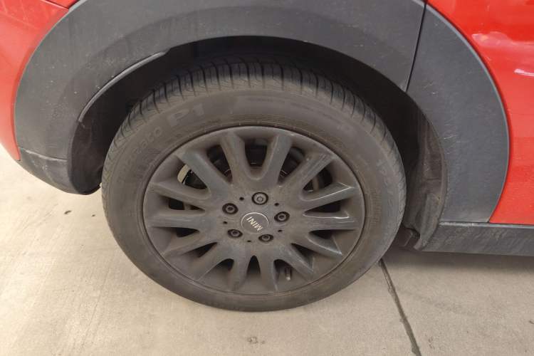 Used MINI 2018 1.5T ONE PLUS Five-Door Edition Right Rear Wheel Hub